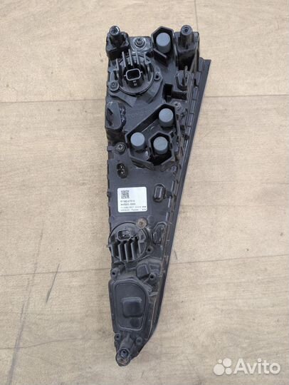 Стоп Toyota Prius ZVW50 2ZR-FXE Прав. Задн