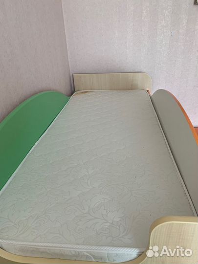 Продам кровать-чердак