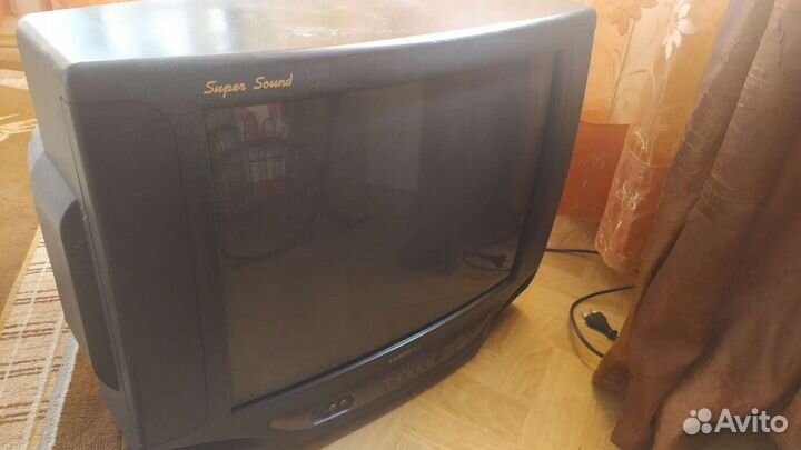 Телевизор samsung