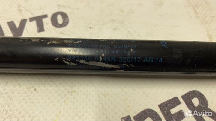 Амортизатор капота Land Rover Discovery 5 L462 306