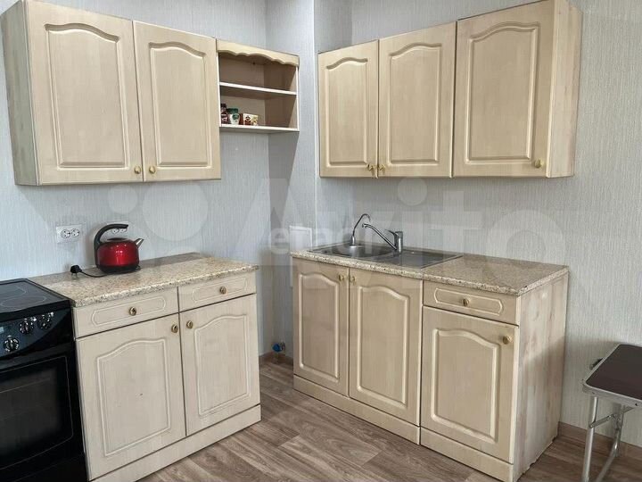 2-к. квартира, 43,7 м², 15/17 эт.