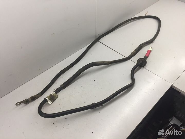 Провод аккумулятора плюсовой (Jaguar XF)