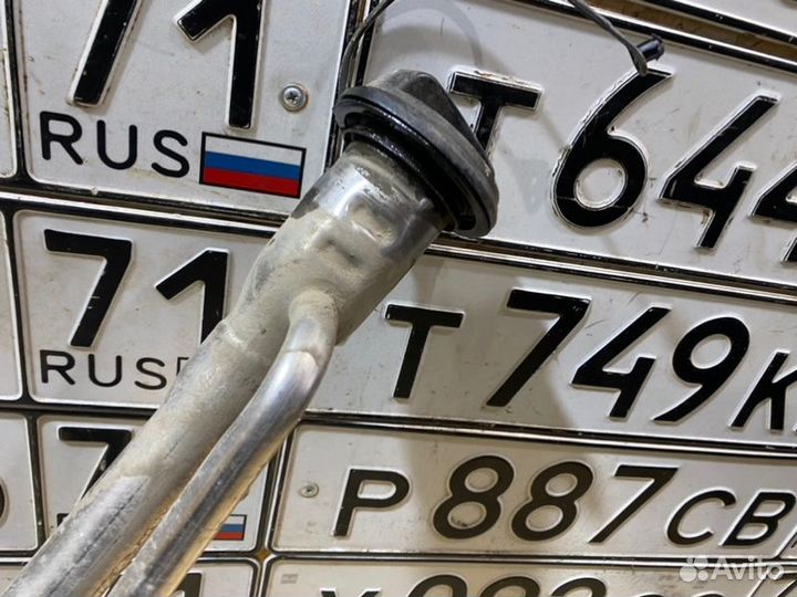 Заливная горловина Ford Focus 2 хетчбэк 3Д 1.8