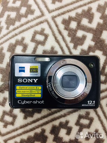 Компактный фотоаппарат Sony