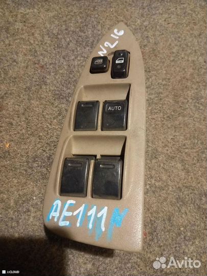 Блок упр. стеклоподьемниками на toyota corolla AE1