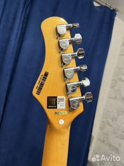 Электрогитара с комбиком комплект