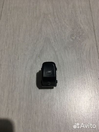Кнопка стеклоподъемника audi A4 b8
