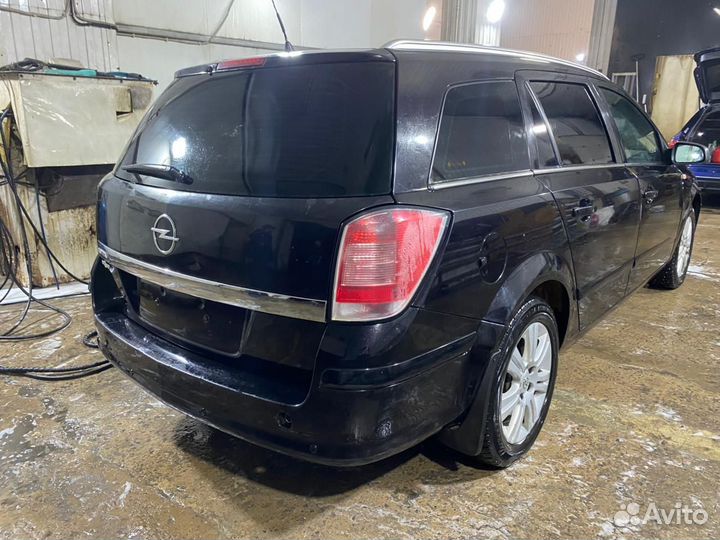 Opel Astra 1.8 МТ, 2008, 167 000 км