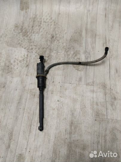 Главный цилиндр сцепления Peugeot 308 I рестайлинг