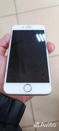 Телефон iPhone 6s