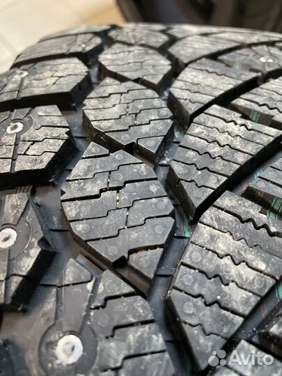 Оригинальный комплект R 18 на Nissan Qashkai