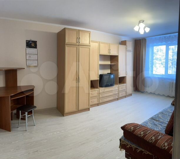 2-к. квартира, 58 м², 2/5 эт.