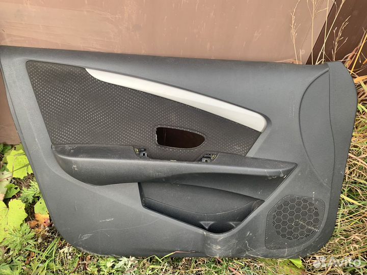 Обшивки дверные Nissan Almera G15