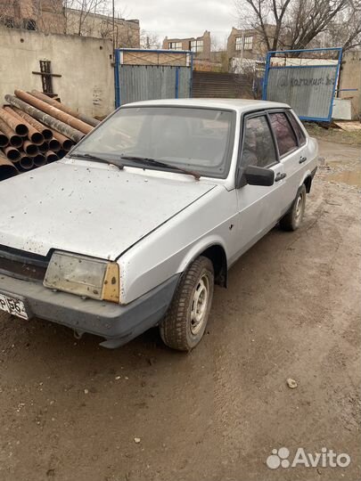 В разборе ваз 21099 инжектор