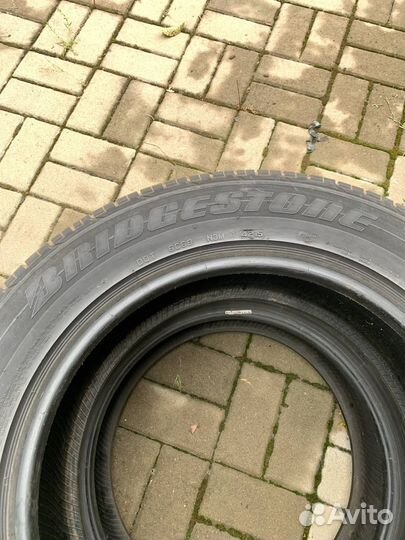 Bridgestone Dueler H/P Sport 235/55 R17