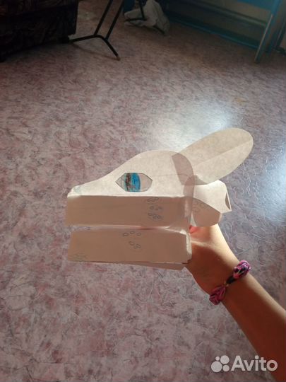 Дракон на руку.Читаем опис.с первым драконом