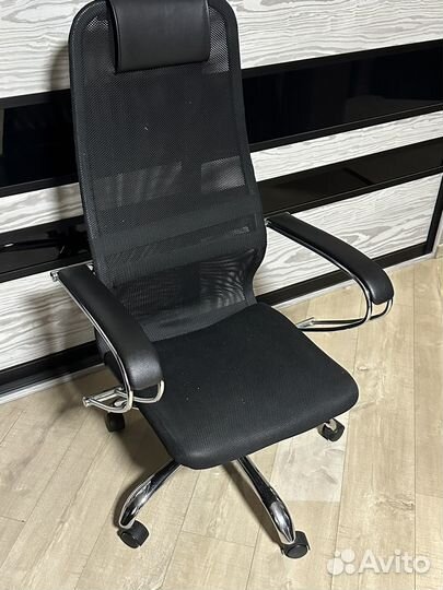 Компьютерное кресло