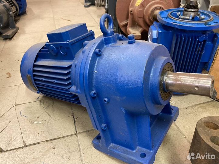 Мотор-редуктор EC-300 (9 AN)