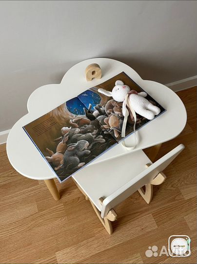 Детский столик и стульчик деревянный новый