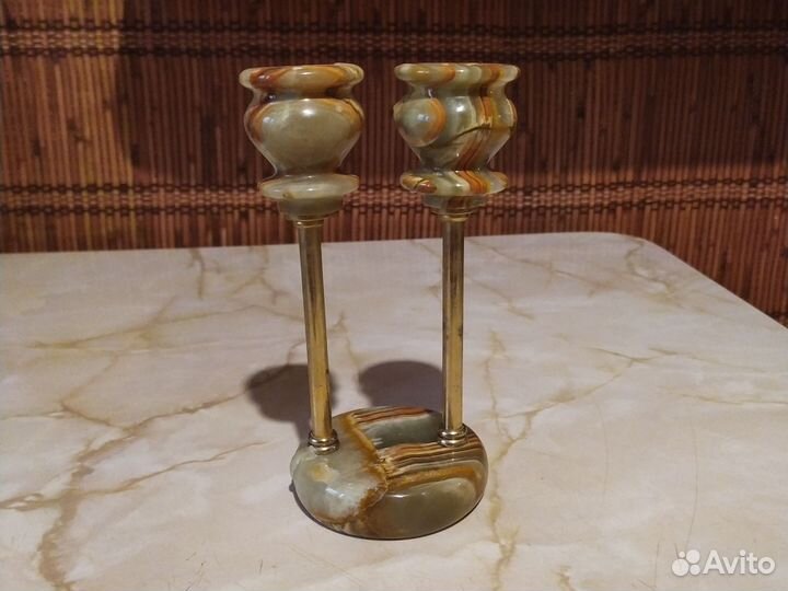 Подсвечник из оникса