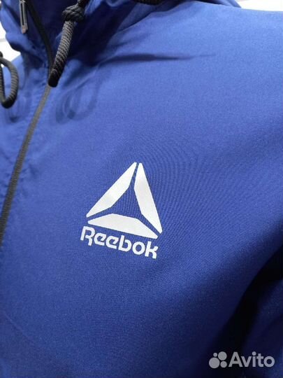 Спортивные костюмы