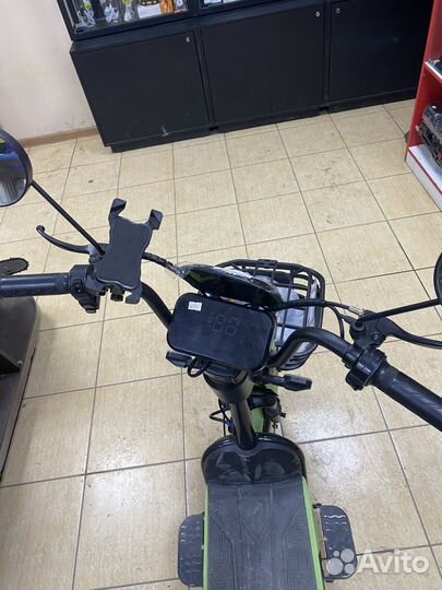 Электроскуткр Trex-54