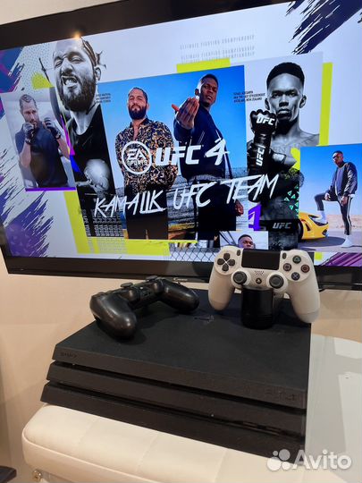 Аренда PlayStation 4 Pro + 450 игр