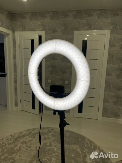 Кольцевая лампа 33 см