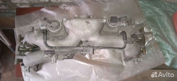 Впускной коллектор ej204