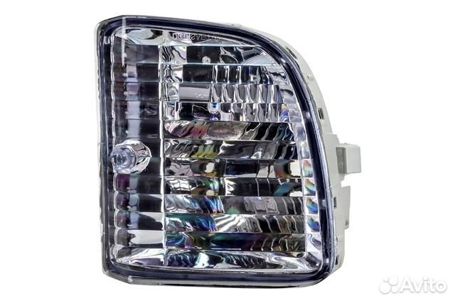 Указатель поворота нижний правый в бампер Rav4