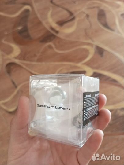 Брелок из коллекционного издания Death stranding