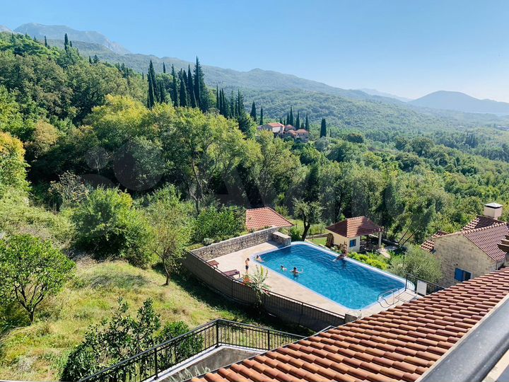 2-к. квартира, 67 м² (Черногория)