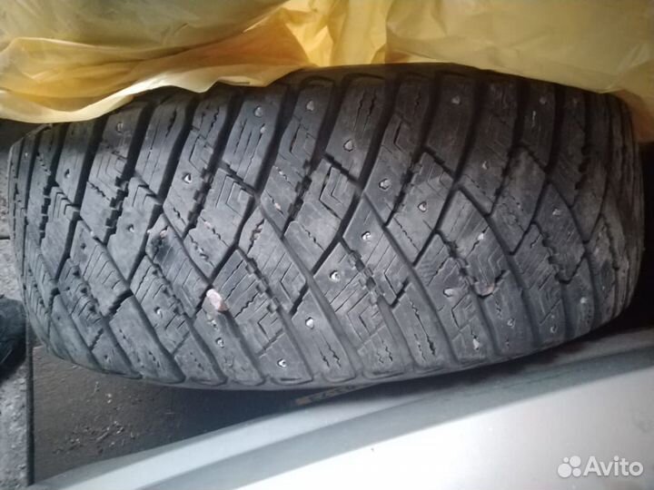 Goodyear Ultragrip Ice Arctic 205/60 R16 92T