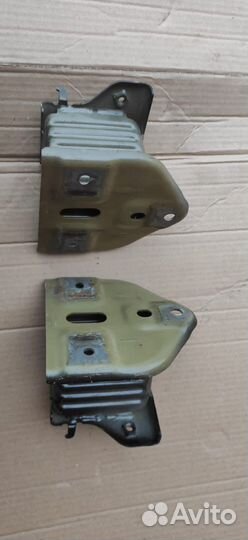 Кронштейн бампера Mitsubishi Outlander 3