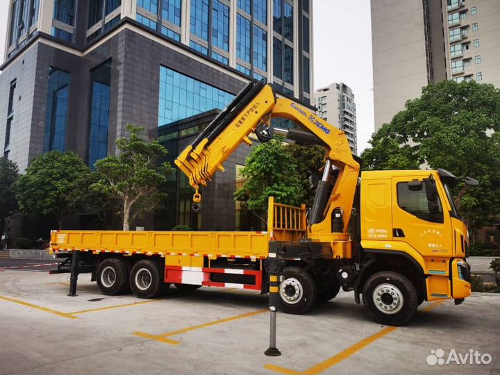 FAW 3250 с КМУ, 2024