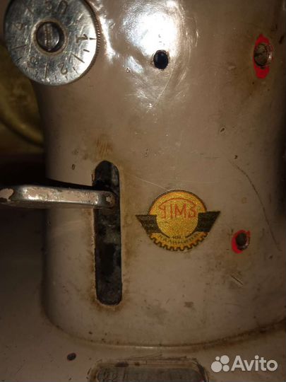 Швейная машина