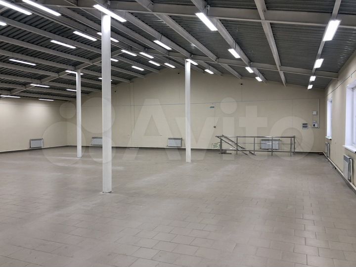 Свободного назначения, 400 м²