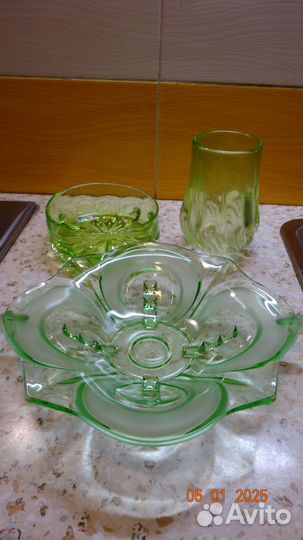 Посуда Розовое и зеленое стекло