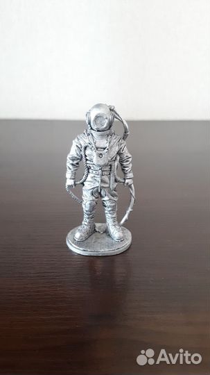 Водолаз оловянный (трехболтовка )