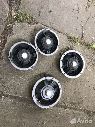 Динамик Audi Q5 a4 a5 задний