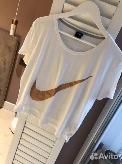 Спортивный топ бра nike