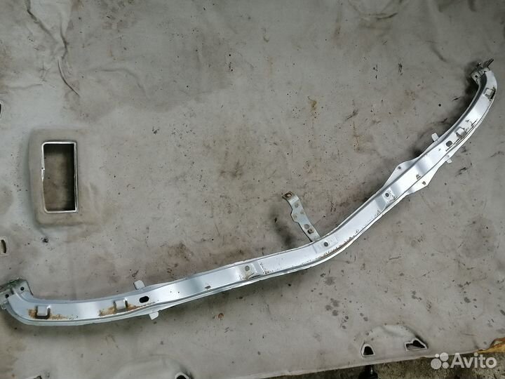 Крепление бампера перед.Nissan Primera P11 1996-02