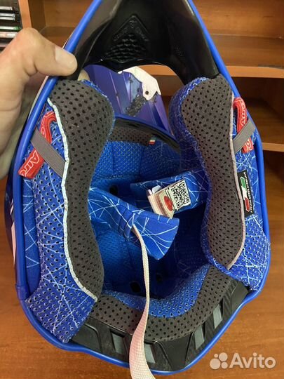 Шлем Airoh Aviator 2,2