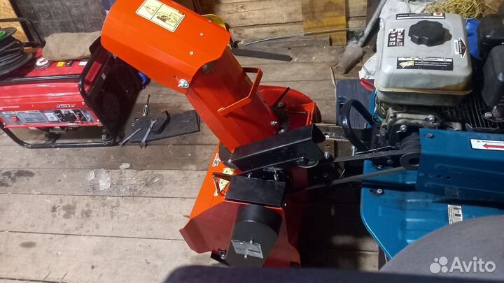 Снегоуборочная приставка для мотоблока