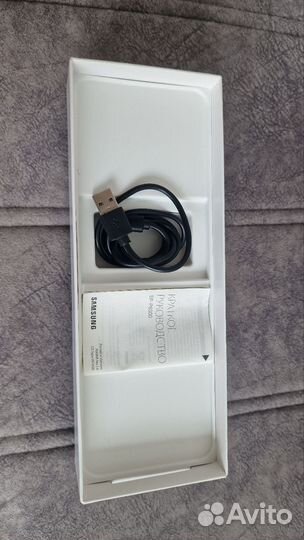 Беспроводная зарядка samsung на три устройства