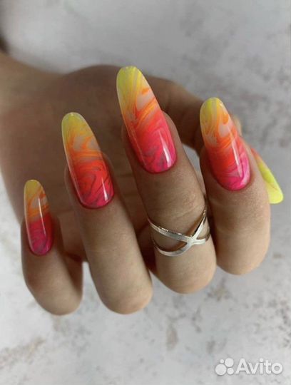 Маникюр/ педикюр