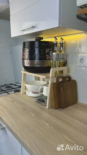 Полки для кухни настольная