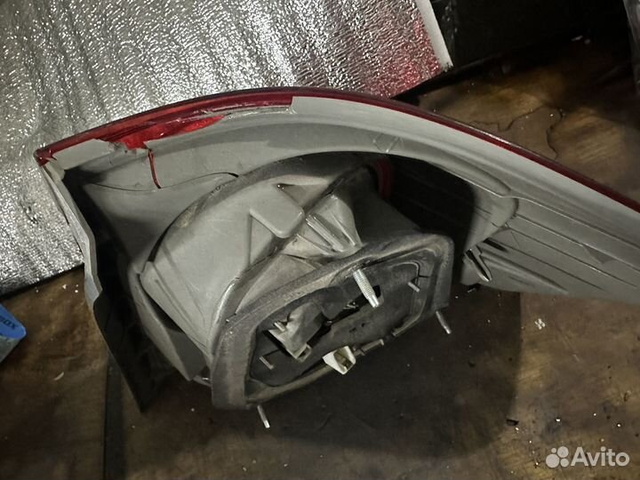 Фонарь задний Toyota Allion