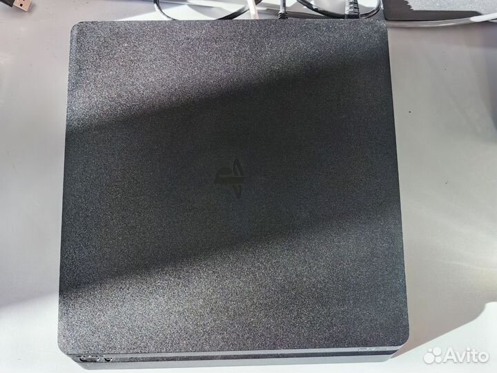 Sony playstation 4 slim 2 джоя с играми
