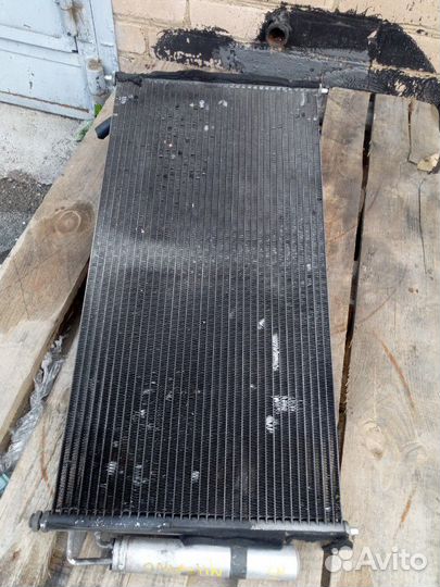 Радиатор кондиционера Nissan Murano